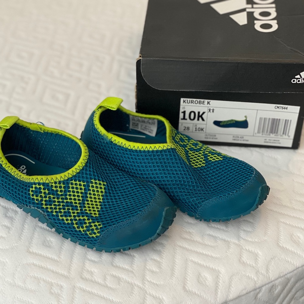Adidas KUROBE Water Shoes
Size 10K